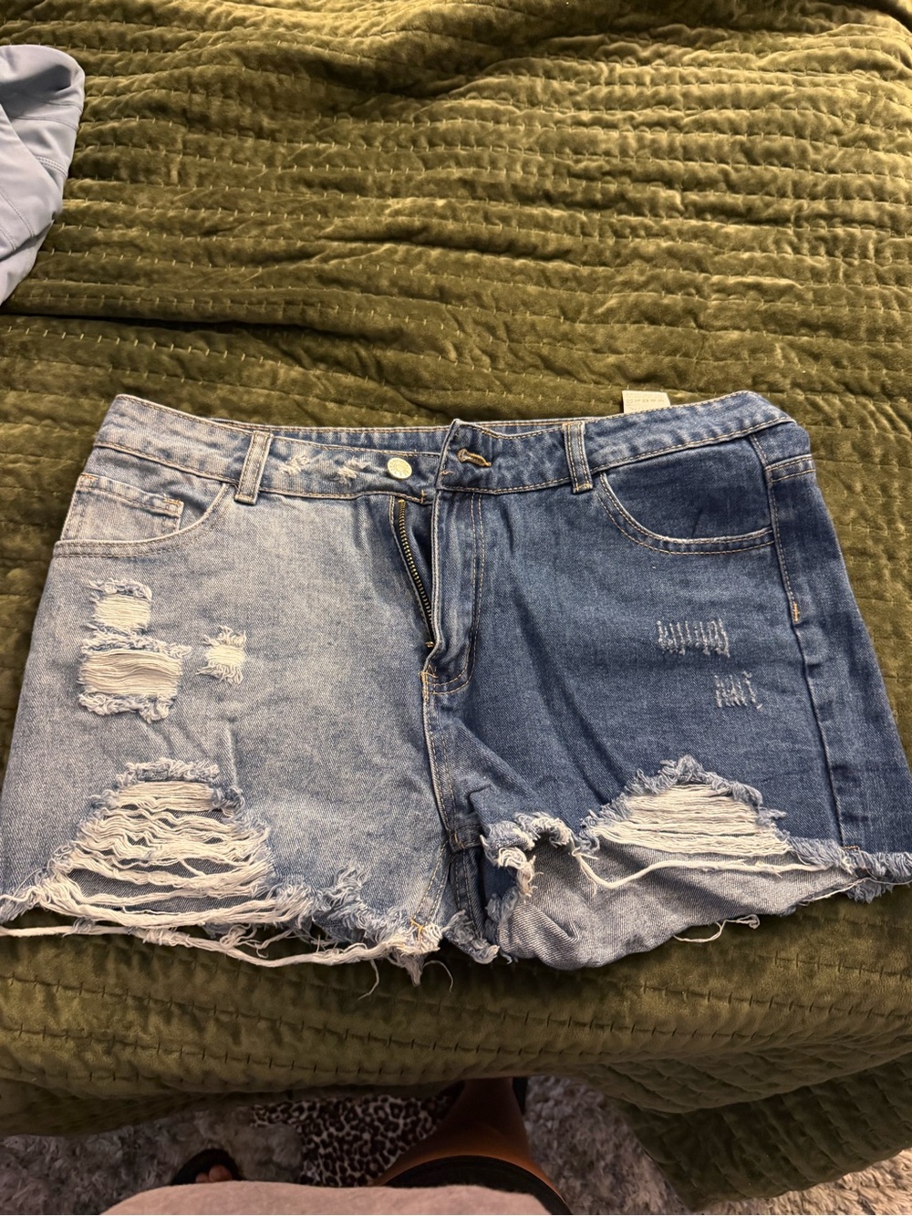 SHEIN NWOT Two-Tone Distressed Denim Shorts — Light Blue & Dark Blue
